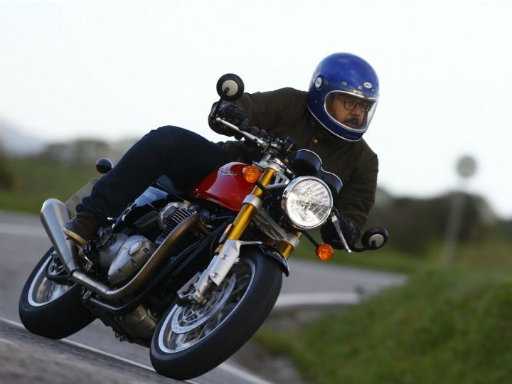 The Thruxton R features a sharper rake angle and a shortened wheelbase which makes the bike extremely nimble The Thruxton R features a sharper rake angle and a shortened wheelbase which makes the bike extremely nimble