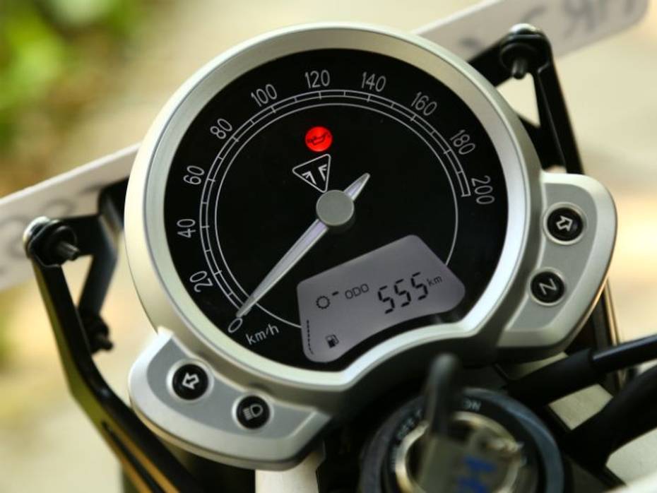 Street Twin Instrument cluster