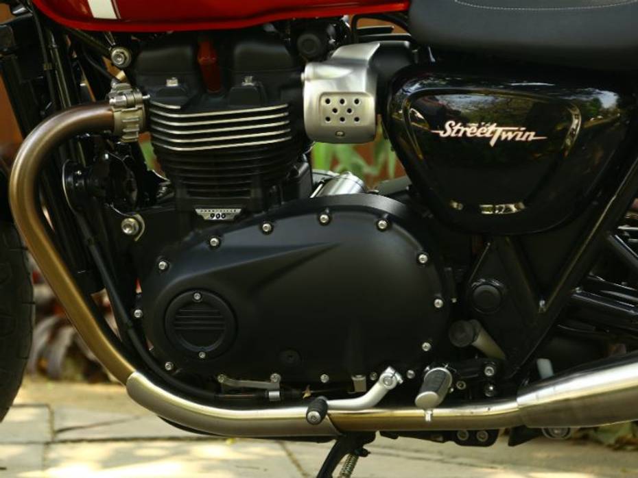 Street Twin Engine 900cc twin