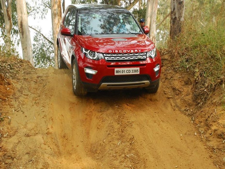 A Land Rover Discovery Sport at thr Land Rover Experience event