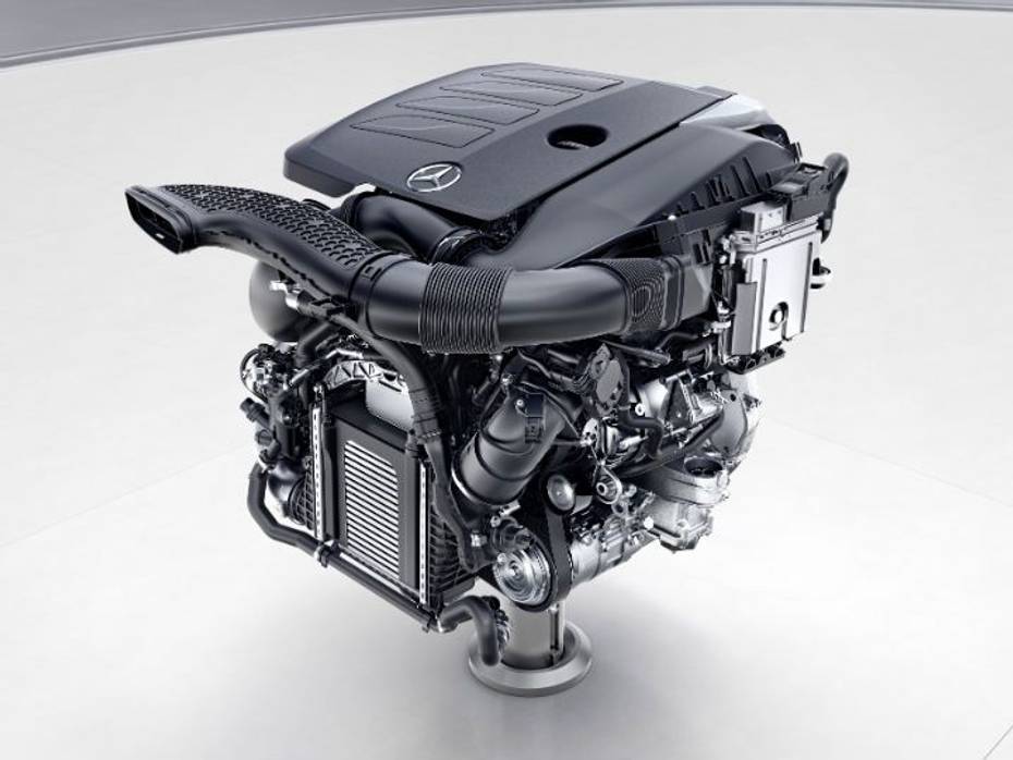 Mercedes-Benz 4-Cylinder Petrol Engine