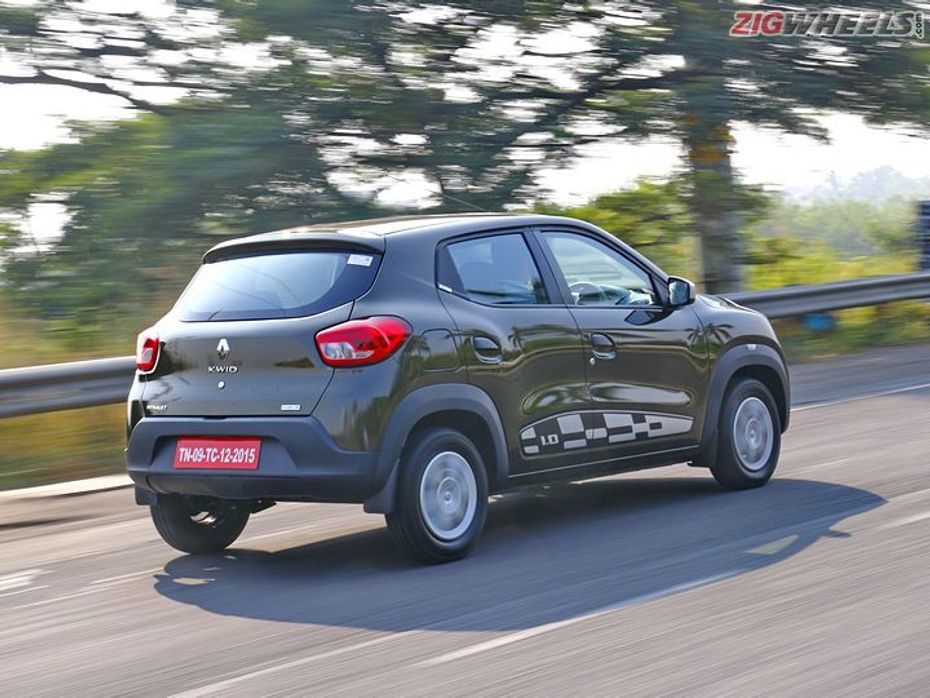 Renault Kwid 1.0 Easy-R: Rear Action Pic