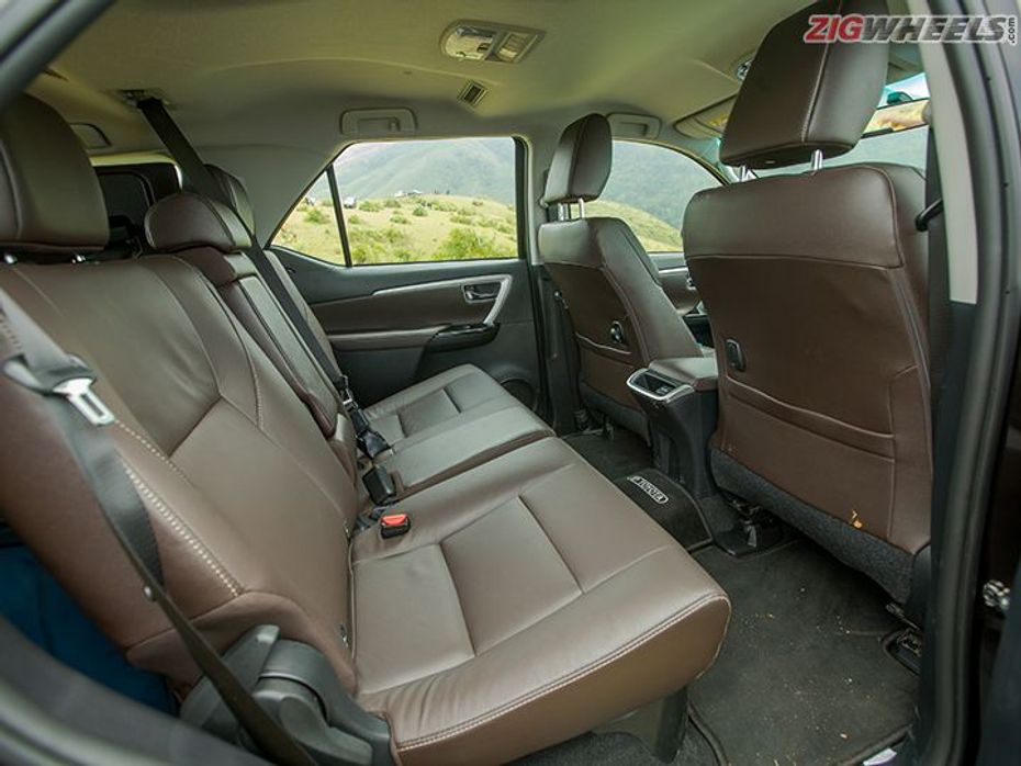 New Toyota Fortuner: Second Row