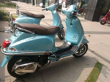 Vespa 946 Emporio Armani Edition launched in India: Check out its features  and specifications