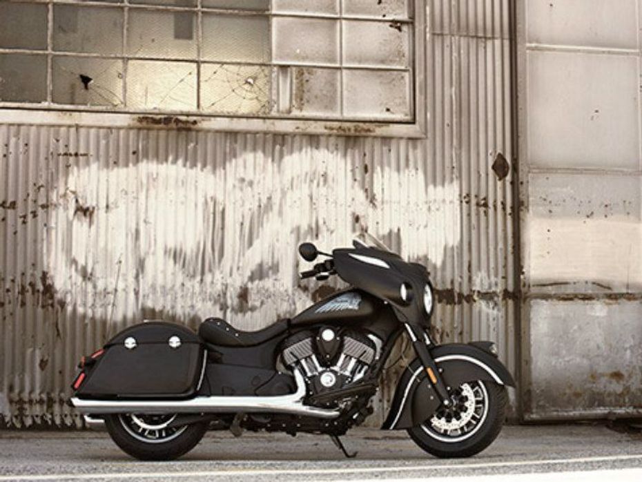 Indian Chieftain Dark Horse front side shot