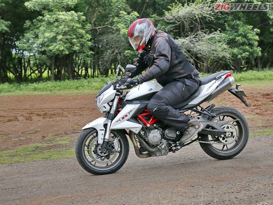 Benelli TNT 600 i ABS: Action Image