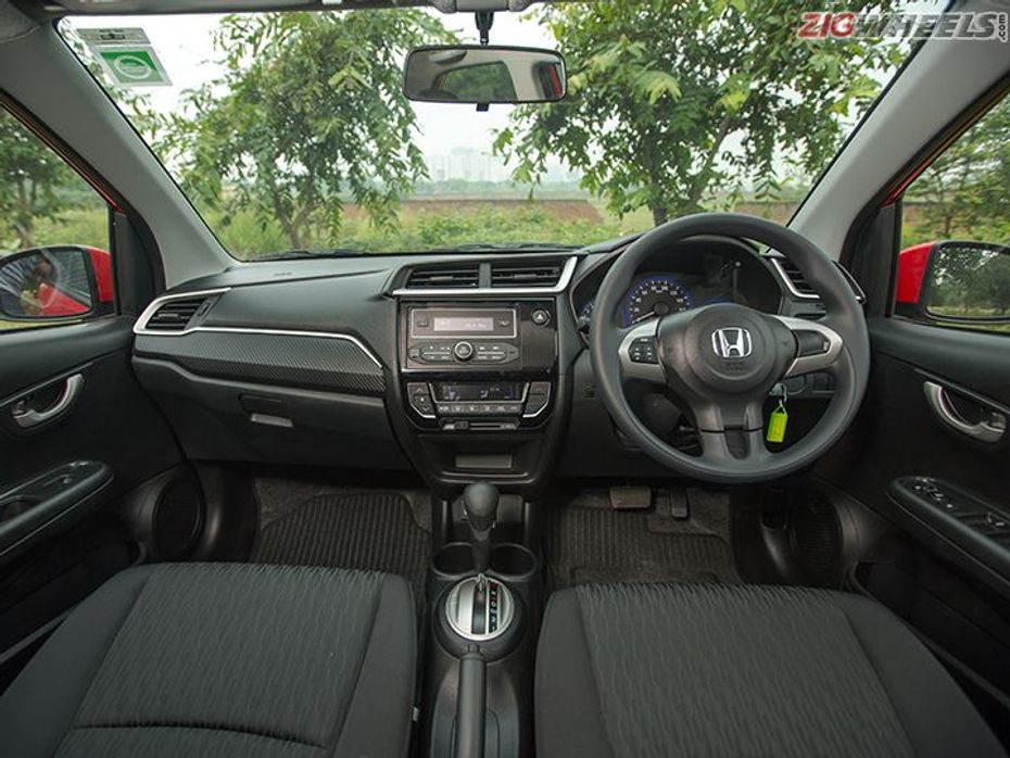 Honda Brio Facelift: Interiors