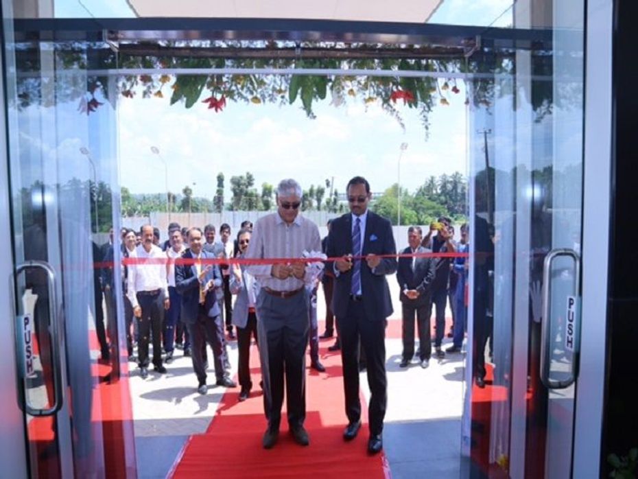 Santosh Iyer and Sharath Vijayarahgavan during the inauguration of Sundaram Motors