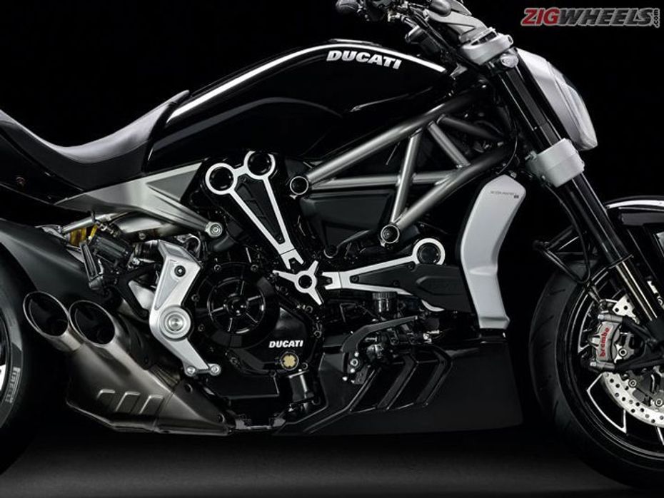 Ducati XDiavel - Engine