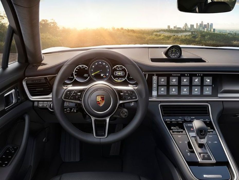 Porsche Panamera 4 E-Hybrid Interiors