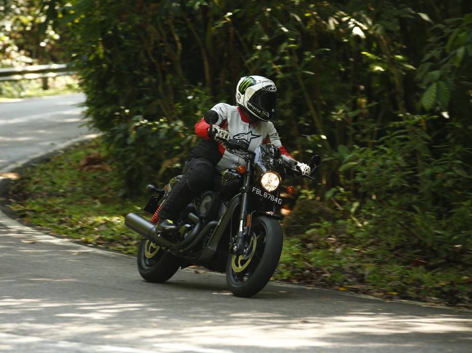 2017 Harley Davidson Street Rod first ride review