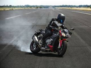 BMW S 1000 R: First Look Review