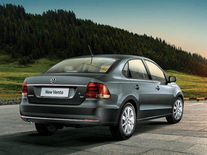 2017 Volkswagen Vento Highline Plus Launched - ZigWheels