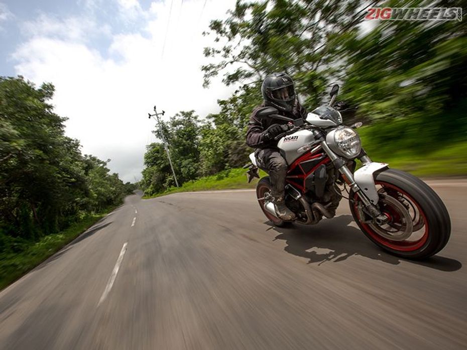 Ducati Scrambler Icon vs Monster 821 Family Feud