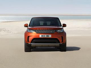 5 New Features Of The Land Rover Discovery