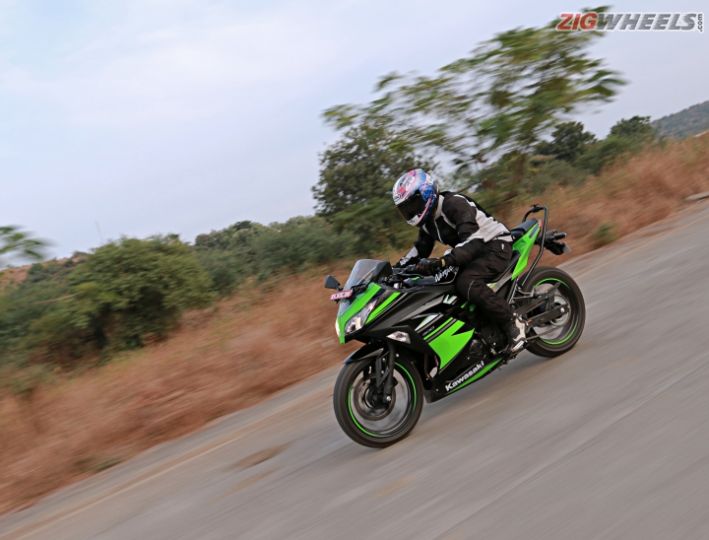 2017 Kawasaki Ninja 300 Road Test Review ZigWheels