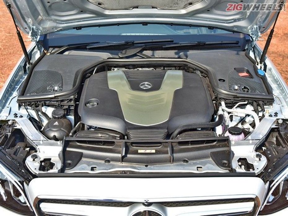 The diesel engine makes 258PS and 620Nm