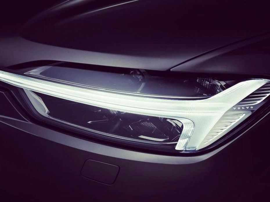 The XC60 will get the signature headlight treatment as the XC60, S90 and V40 cars