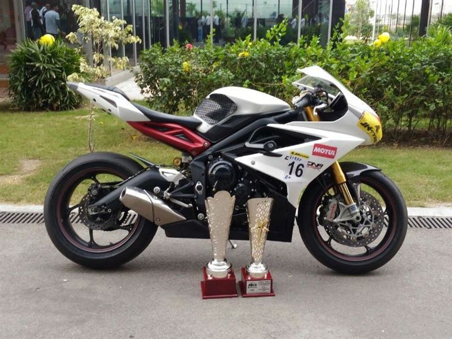 Triumph Daytona 2016 JK Racing Championship winner
