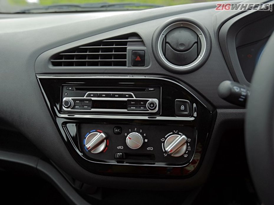 Datsun RediGO 1.0 - Music System and AC