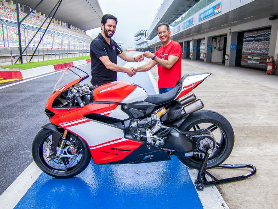 Ducati 1299 Superleggera India Ducati 1299 Superleggera India