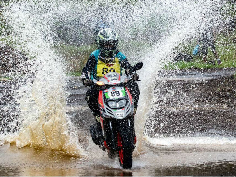 Gulf monsoon scooter rally sr15