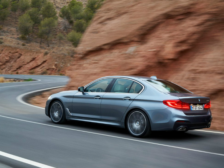 2017 BMW 5 Series 2017 BMW 5 Series