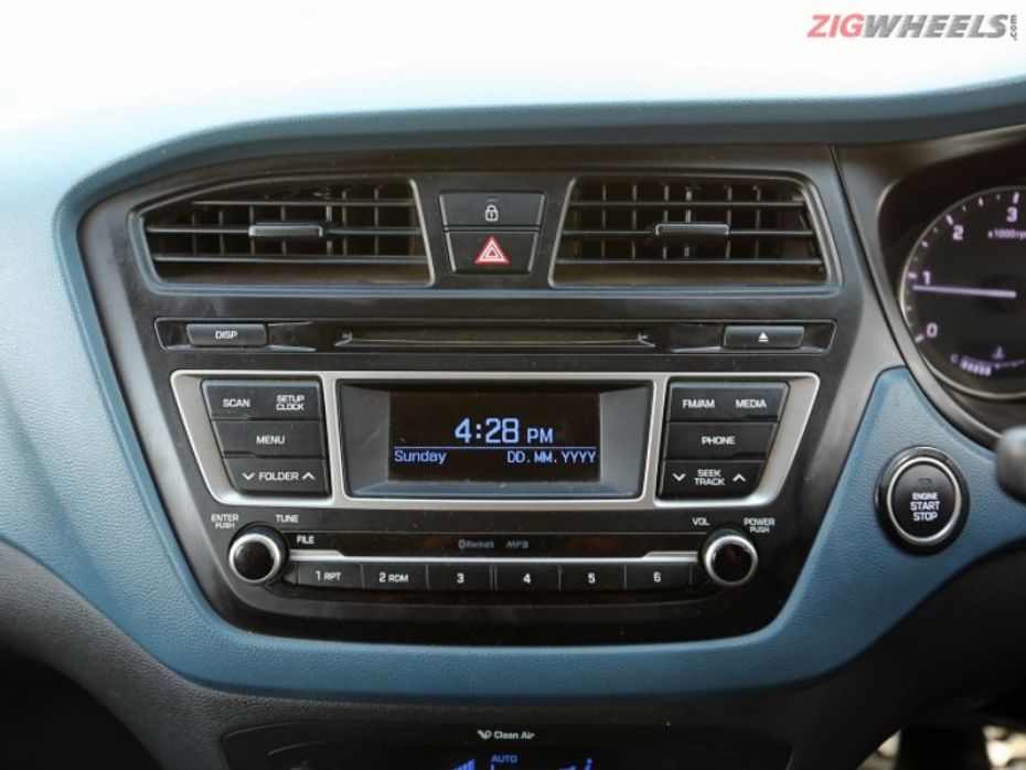 Hyundai i20 Active Music System