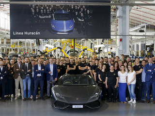 Like Hot Cakes - 8,000 Lamborghini Huracans Produced