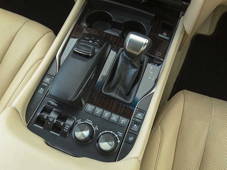 Lexus LX450d Review - Gear Lever