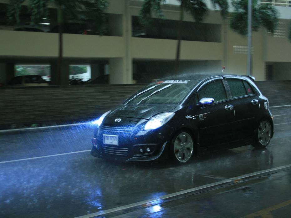 Automatic Headlamps And Rain-Sensing Wipers