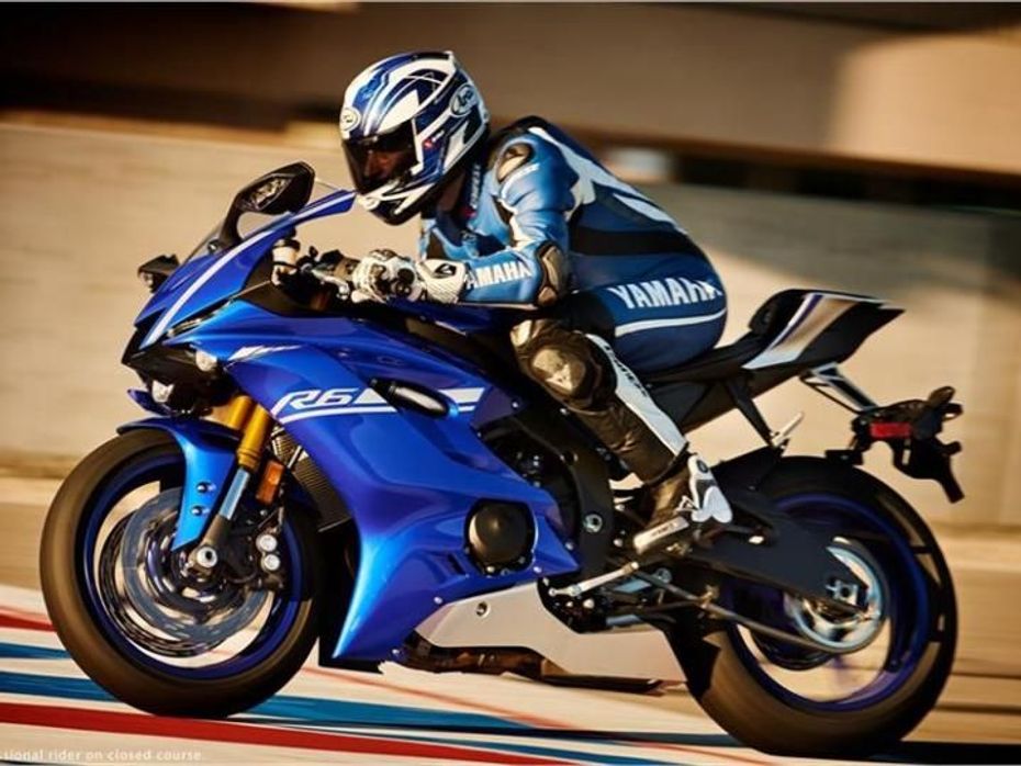 New Yamaha R6 gets Euro4 compliant engine