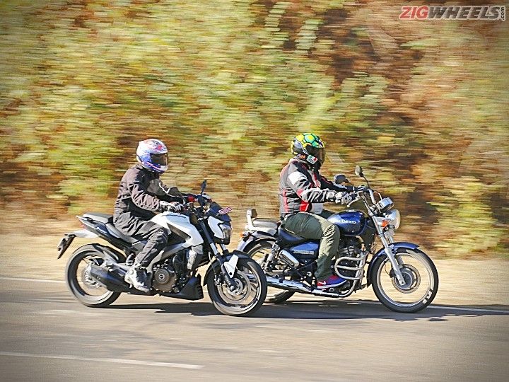 Bajaj Dominar 400 vs Royal Enfield Thunderbird 350 Bajaj Dominar 400 vs Royal Enfield Thunderbird 350