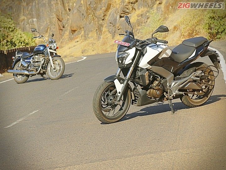 Bajaj Dominar 400 vs Royal Enfield Thunderbird 350 Bajaj Dominar 400 vs Royal Enfield Thunderbird 350