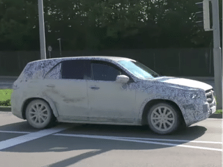 Next-Gen Mercedes-Benz GLE Spotted Testing