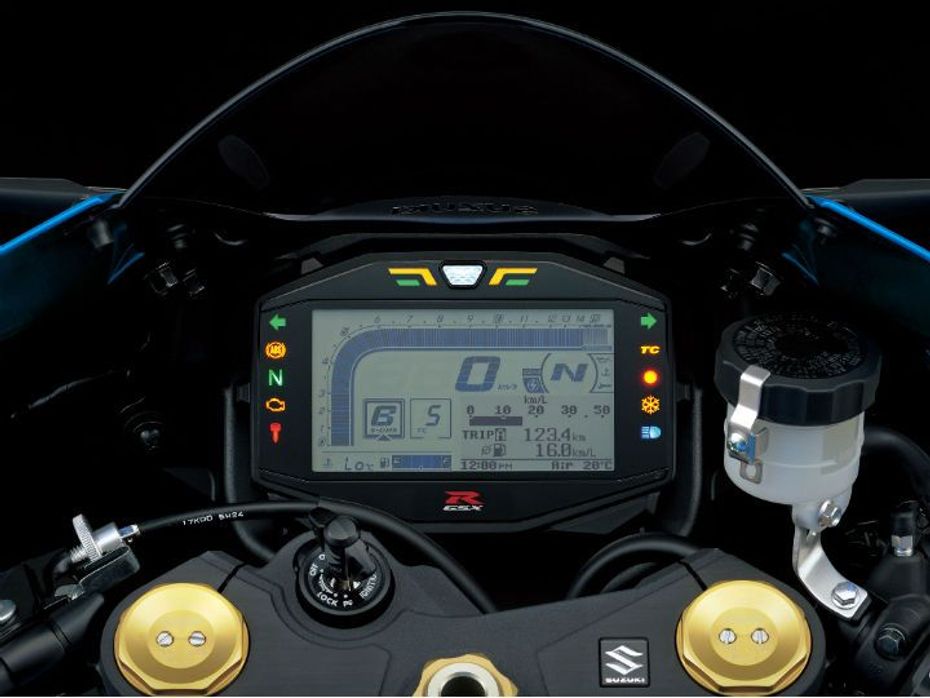 Suzuki GSX R1000 cockpit
