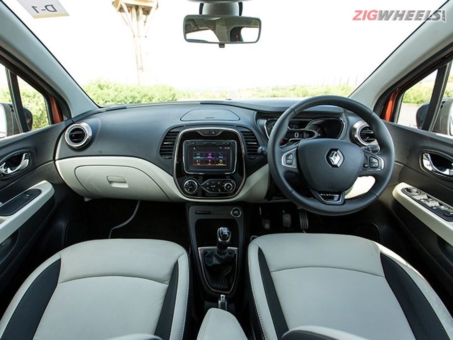 Renault Captur-interior