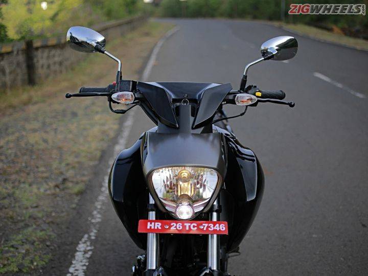 Suzuki Intruder 150 FI variant - Auto Expo 2018 Live