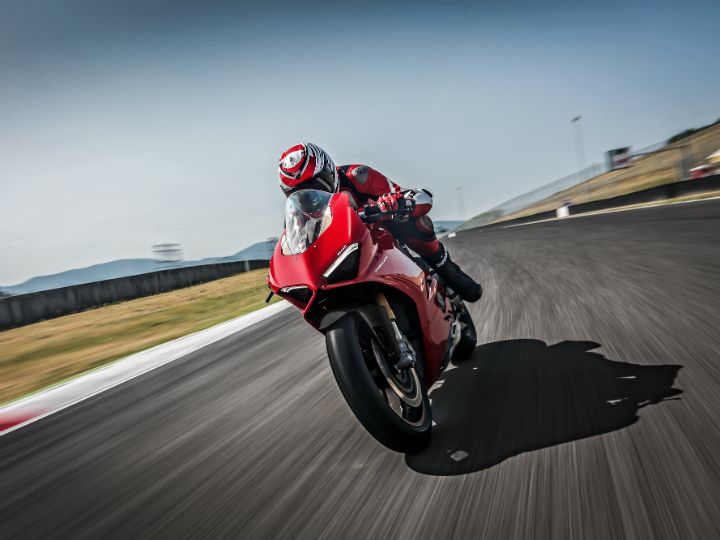 Ducati Panigale V4 Hits Production Ducati Panigale V4 Hits Production