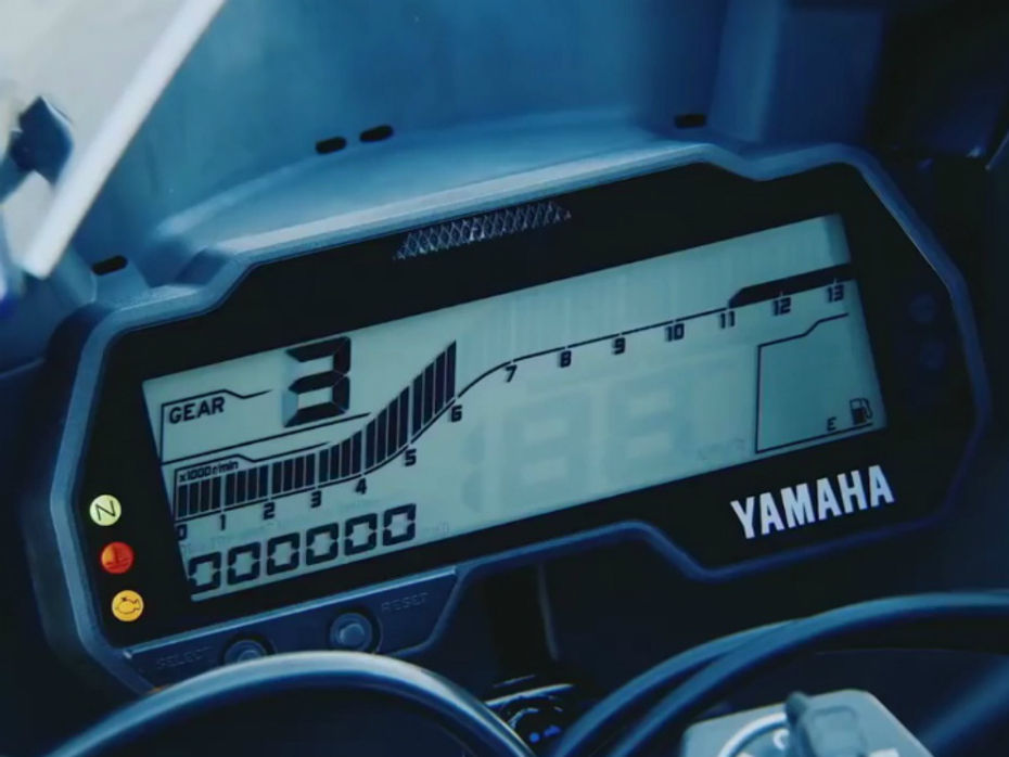 Yamaha R15 Version 3.0