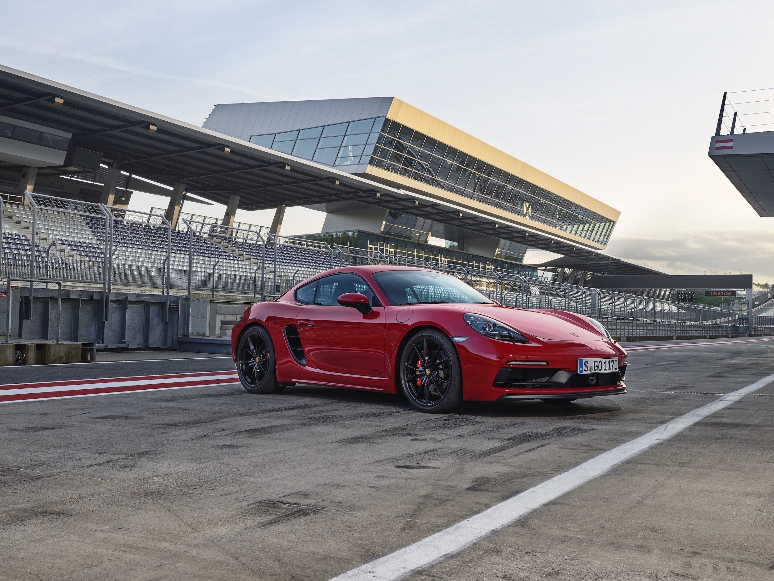 Porsche 718 Gets The Gts Treatment Zigwheels