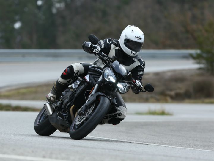 2017 Triumph Street Triple Rs India Launch Tomorrow Zigwheels