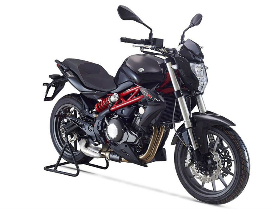 DSK Benelli TNT 300 ABS