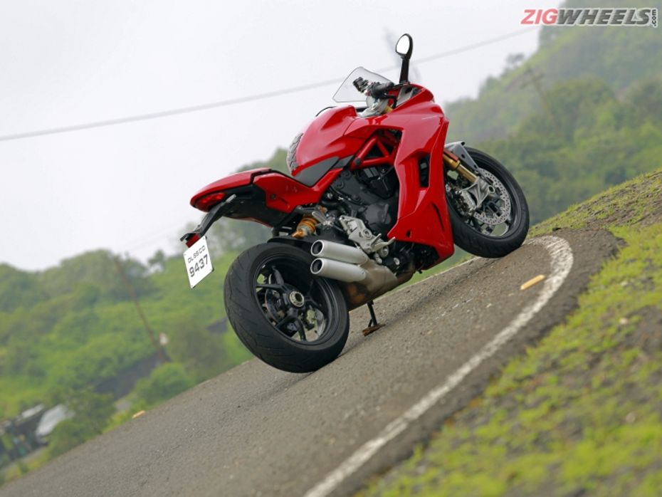 Ducati SuperSport S First Ride Review