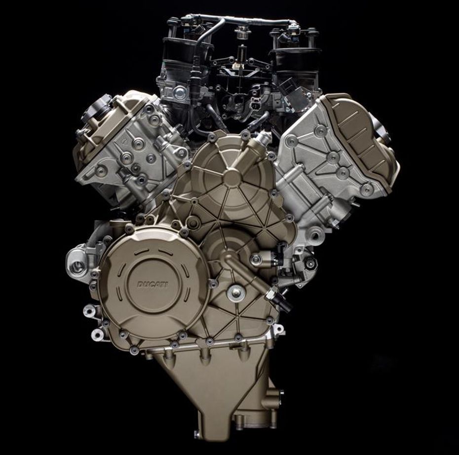 Ducati_unveils_V4_engine_3