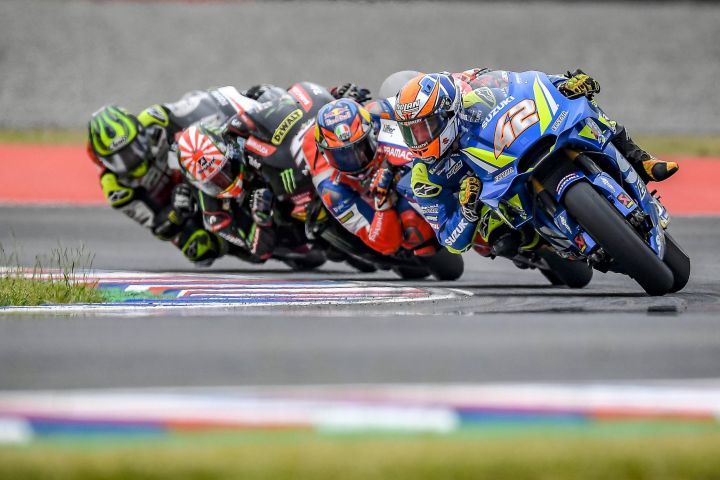Rins takes the lead