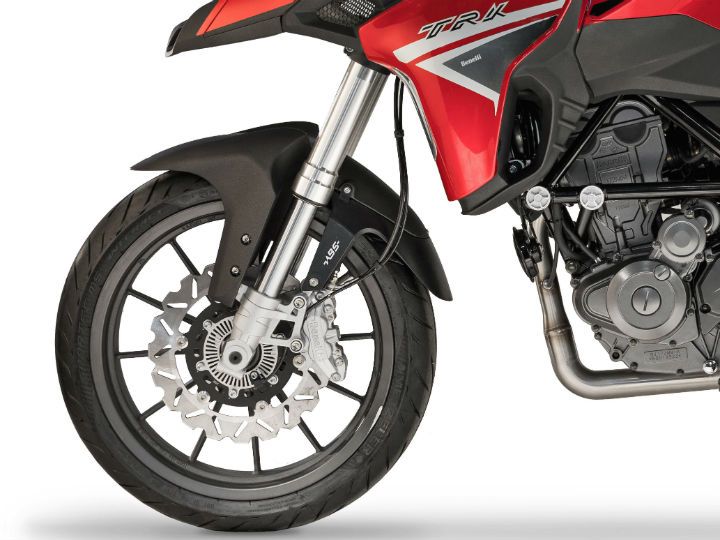 Benelli TRK 251 mechanical underpinnings Benelli TRK 251 mechanical underpinnings