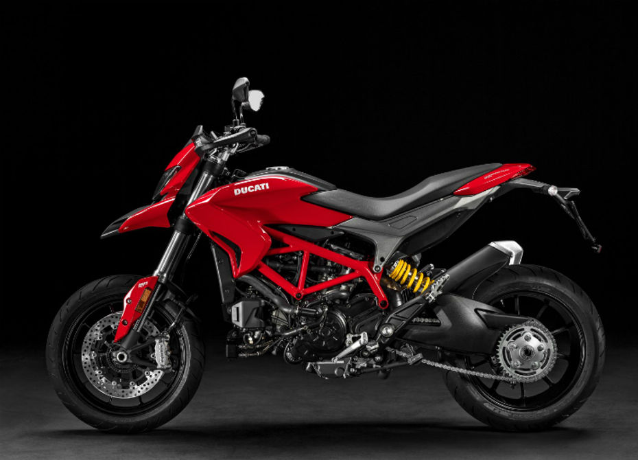 2019 Ducati Hypermotard Spy pics
