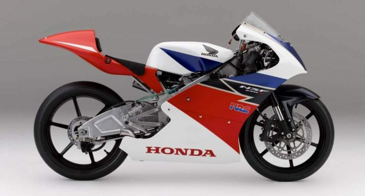 Honda NSF 250R side Honda NSF 250R side