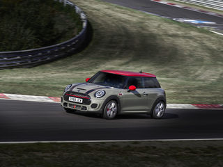 Mini Cooper JCW Gets Cleaner For 2019